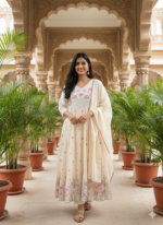 Ivory Bloom Cotton Set